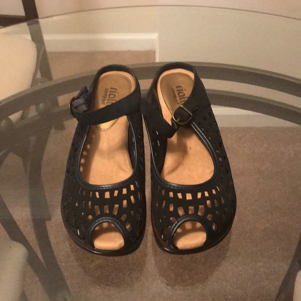 Cute Black Summer Sandals